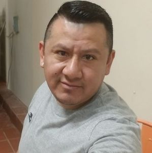 Meet your Posher, Cris